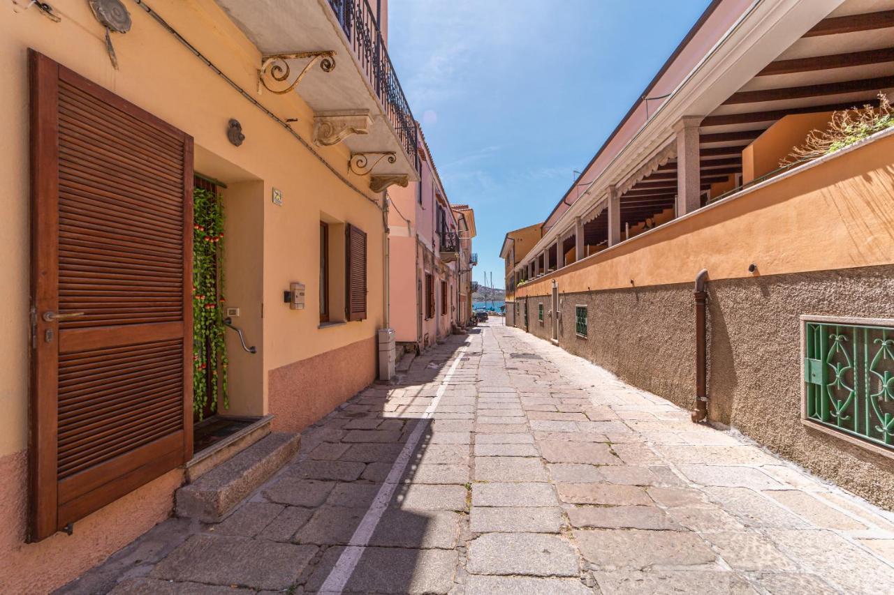 Mono Millelire Apartment La Maddalena  Exterior photo